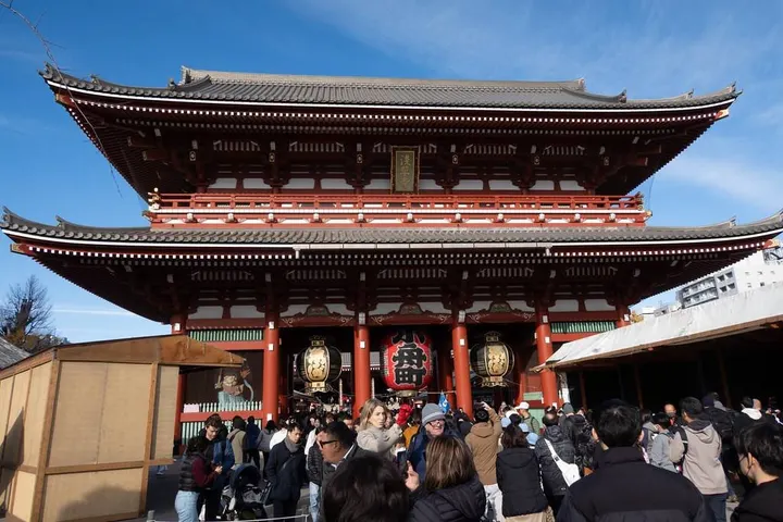 Senso-ji temple gate, Tokyo